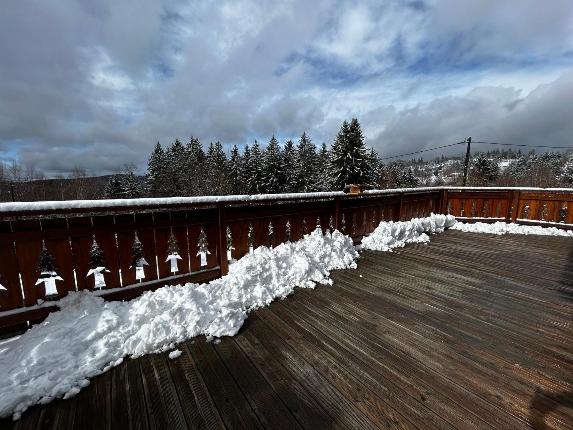 Chalet Avec Jacuzzi Prive, Vue Sur Les Vosges Belfahy Exterior photo